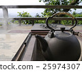 A pot 25974307