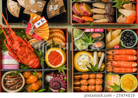 典型的Osechi美食日本新年菜（osechi） 25974819