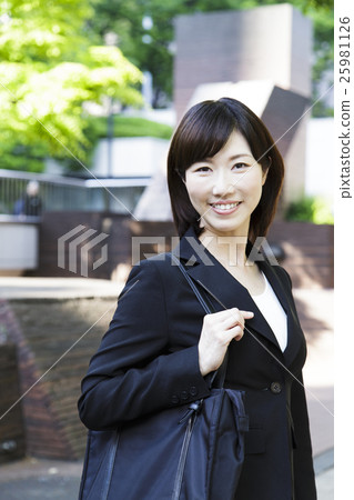 商業女性上班族商業開始工作出勤商業女性保險金融銷售 商業女性上班族商業開始工作出勤商業女性保險金融銷售 25981126
