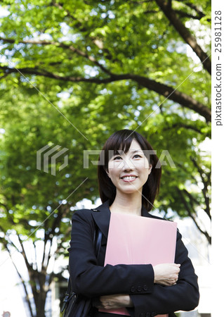 商業女性上班族商業開始工作出勤商業女性保險金融銷售 商業女性上班族商業開始工作出勤商業女性保險金融銷售 25981128