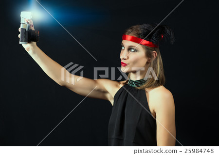 Vintage Selfie 25984748