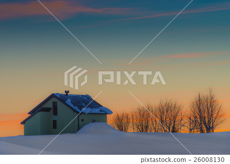 alpin hut alpin hut 26008130