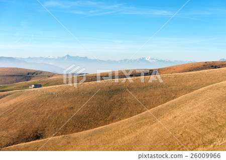 Plateau of Lessinia and Italian Alps Plateau of Lessinia and Italian Alps 26009966