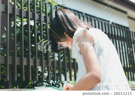 younger, primary school student, schoolchild 26011215