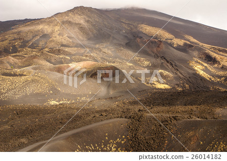 Etna volcano craters in Sicily, Italy Etna volcano craters in Sicily, Italy 26014182