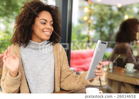 happy girl doing her vlog outdoors happy girl doing her vlog outdoors 26014658