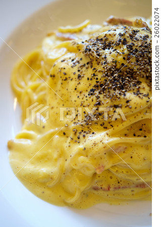 大量黑胡椒carbonara 26022074