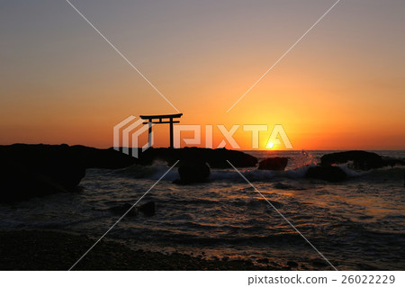 大洗海岸的朝日 大洗海岸的朝日 26022229