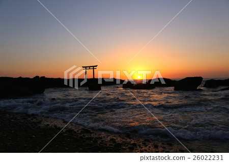 大洗海岸的朝日 大洗海岸的朝日 26022231