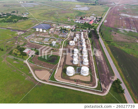 Aerial view of oil storage tanks 26027739