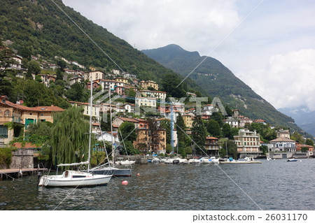 Lake Como 26031170