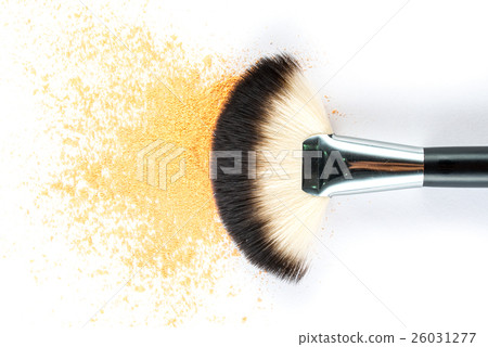 yellow Powder Eyeshadow on a Brush, fashion beauty yellow Powder Eyeshadow on a Brush, fashion beauty 26031277