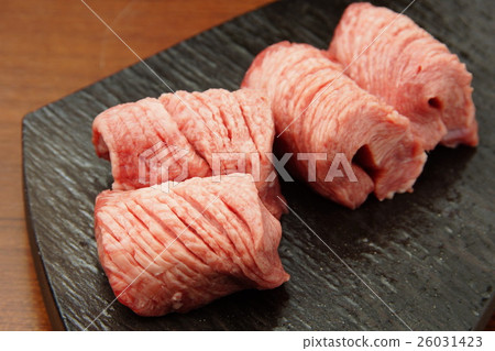 Upper salt tan 26031423