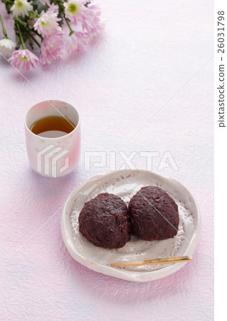 底部蛋糕（Ohashi）春天鷹圖像 26031798