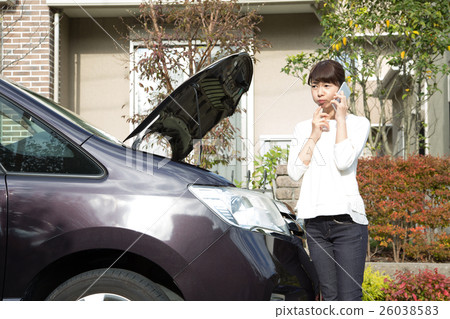 Car engine trouble (smartphone) 26038583