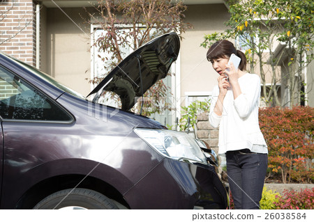 Car engine trouble (smartphone) 26038584