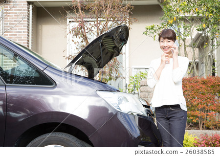 Car engine trouble (smartphone) 26038585