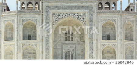 Taj Mahal in Agra, India 26042946
