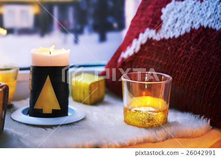 candles on windowsill 26042991