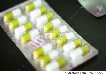 Blister pack medical pillls 26043227
