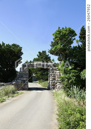 Miyakojima Stone Gate Miyakojima Stone Gate 26047952