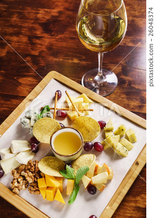 cheese plate 26048374