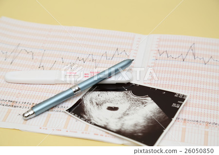 Pregnancy fertility 26050850