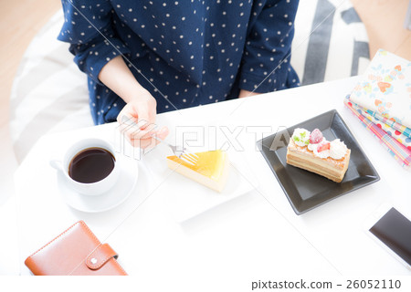 蛋糕女人 26052110