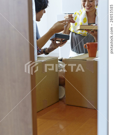 男女搬遷 男女搬遷 26053585