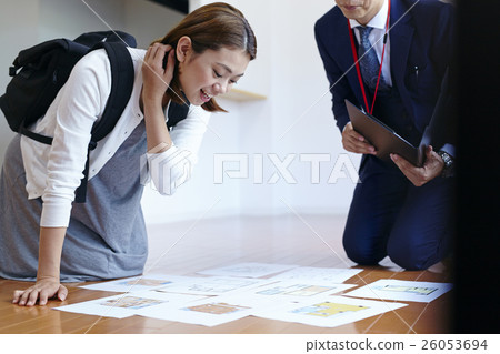 尋找一個房間的女人 尋找一個房間的女人 26053694