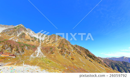 Mountains that turn red [Autumn/Northern Alps] 26059792