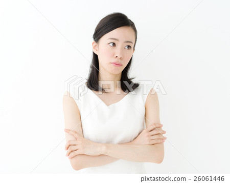 Annoyed young woman Annoyed young woman 26061446