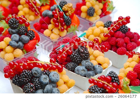 Fresh fruit mix 26064177