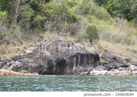 scenic views of the coastline of archipelago 26069694