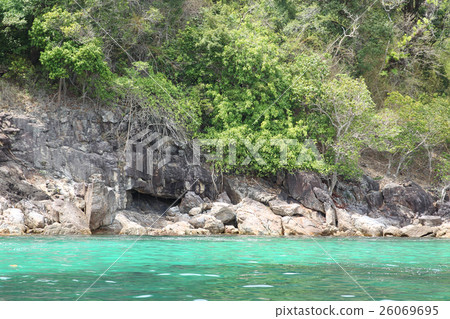 scenic views of the coastline of archipelago 26069695