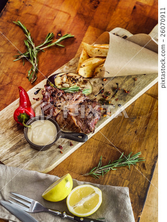 steak with potatoes steak with potatoes 26070911