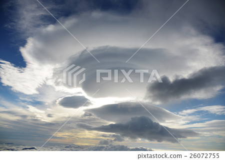 Hanging cloud suspended cloud Mt. Fuji clouds weather weather Hanging cloud suspended cloud Mt. Fuji clouds weather weather 26072755