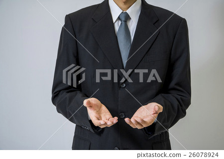 Japanese man's pose of suit 26078924