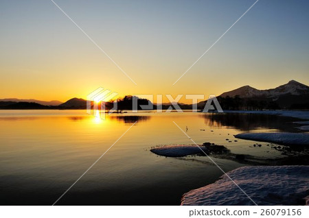 Sunrise of Lake Hinbara 26079156