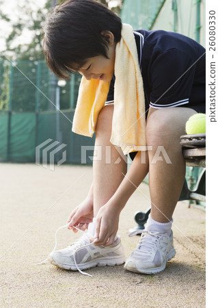 Large number of people sports 26080330