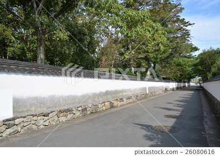 在早期的秋天城堡鎮Hagi 在早期的秋天城堡鎮Hagi 26080616