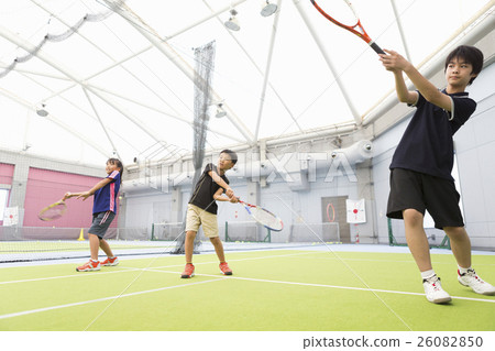 Large number of people sports 26082850