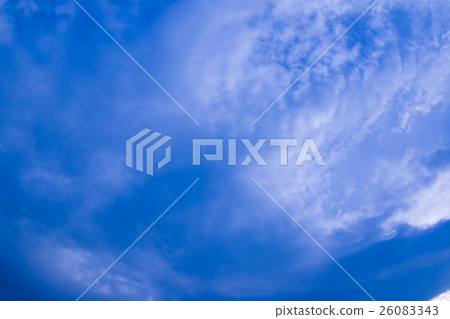 Sky and clouds in November afternoon (exaggerated by retouching 3: 2) 26083343