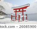 Shrine in the snow Red torii gate 26085900