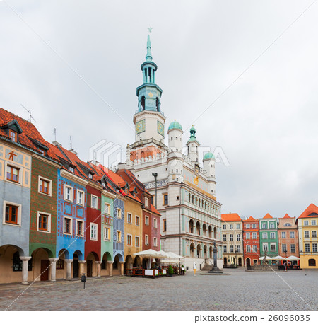 Old market square in Poznan, Poland 26096035