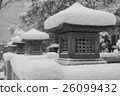 有雪的一個燈籠 26099432