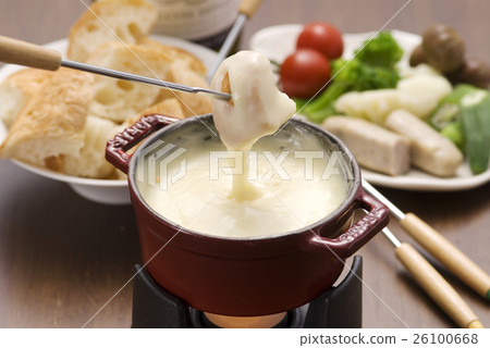 cheese fondue  26100668