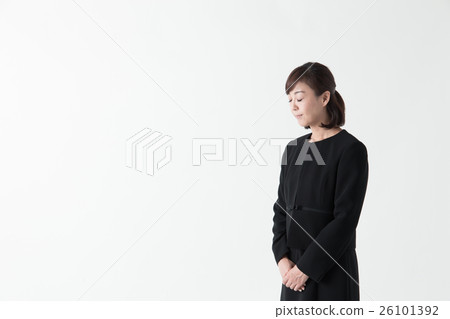 中年女性正式著裝·白背 26101392