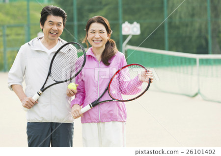 Large number of people sports 26101402
