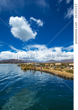 Totora boat on the Titicaca lake near Puno, Peru 26103157